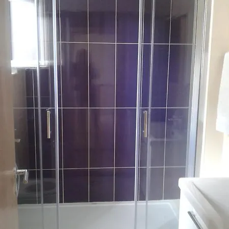 Apartamento 4 Bedroom With 3 Bathrooms And Private Parking - Orange