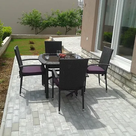 4 Bedroom With 3 Bathrooms And Private Parking - Orange * Zadar