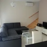 4 Bedroom With 3 Bathrooms And Private Parking - Orange 扎达尔