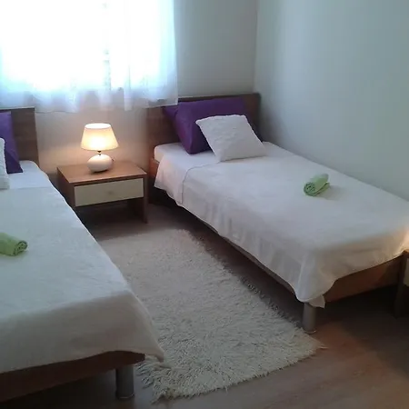 Appartement 4 Bedroom With 3 Bathrooms And Private Parking - Orange *